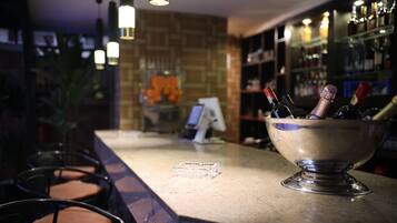 Poolside bar