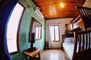 Family Room | In-room safe, free WiFi, bed sheets