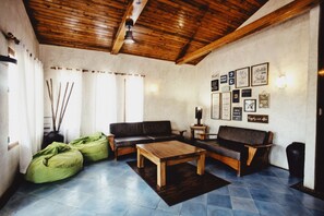Family Room | Living area | TV