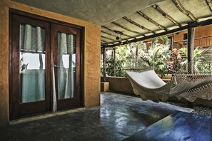 In-room safe, free WiFi, bed sheets - Hotel El Sitio Playa Venao (Las Escobas del Venado)