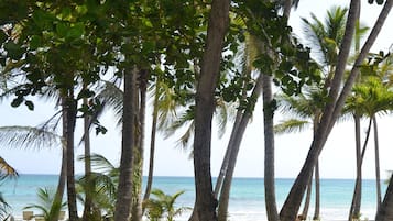 Double Room, Sea View | Premium bedding, in-room safe, individually furnished, blackout curtains