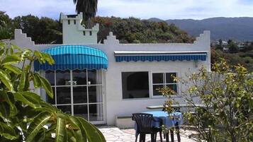 Apartment, 1 Bedroom | Outdoor dining