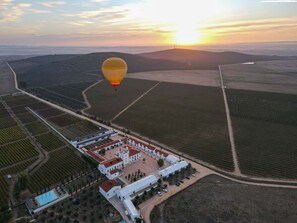 Exterior - Torre de Palma Wine Hotel, Monforte, a Member of Design Hotels (Monforte)