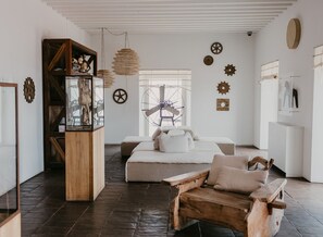 Reception - Torre de Palma Wine Hotel, Monforte, a Member of Design Hotels (Monforte)