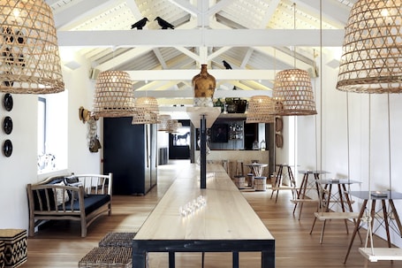 Cocina regional. Torre de Palma Wine Hotel, Monforte, a Member of Design Hotels