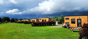 Classic Chalet, Kitchenette, Mountain View | Soundproofing, free WiFi, bed sheets