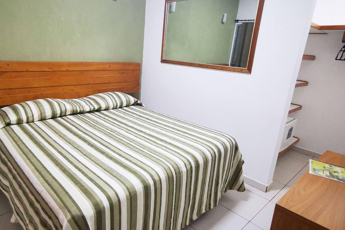 Habitación estándar con 2 camas individuales | Minibar, caja fuerte, ropa de cama