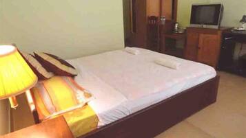 Individually decorated, individually furnished, rollaway beds, free WiFi