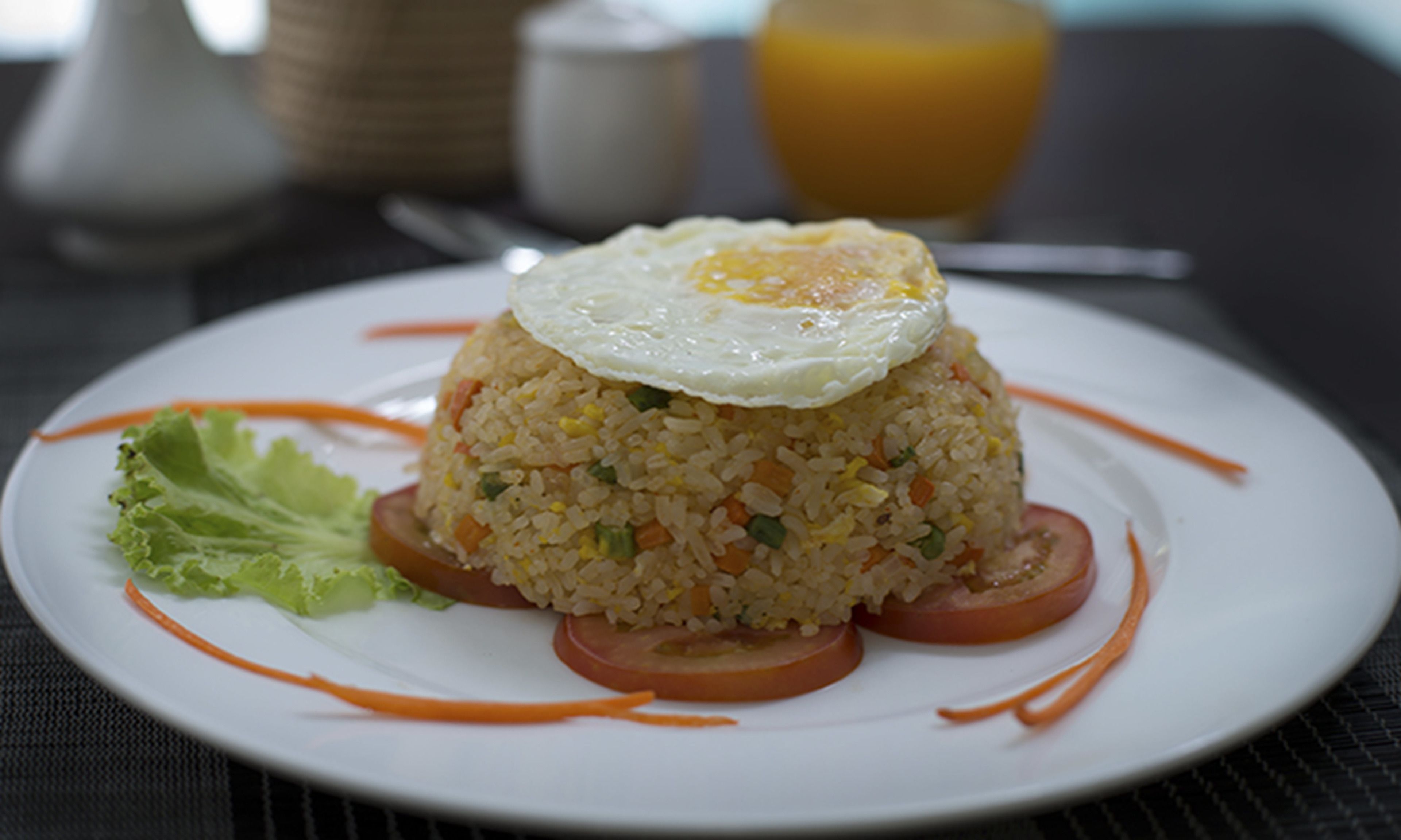 breakfast, lunch, dinner served; international cuisine