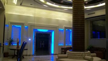 Sala de estar en el lobby