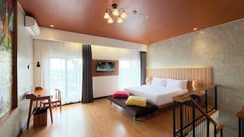 Dupleks (Trendy) | Brankas, tirai kedap cahaya, Wi-Fi gratis, dan seprai linen