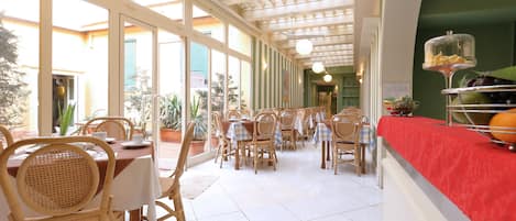 Daily buffet breakfast (EUR 5 per person)