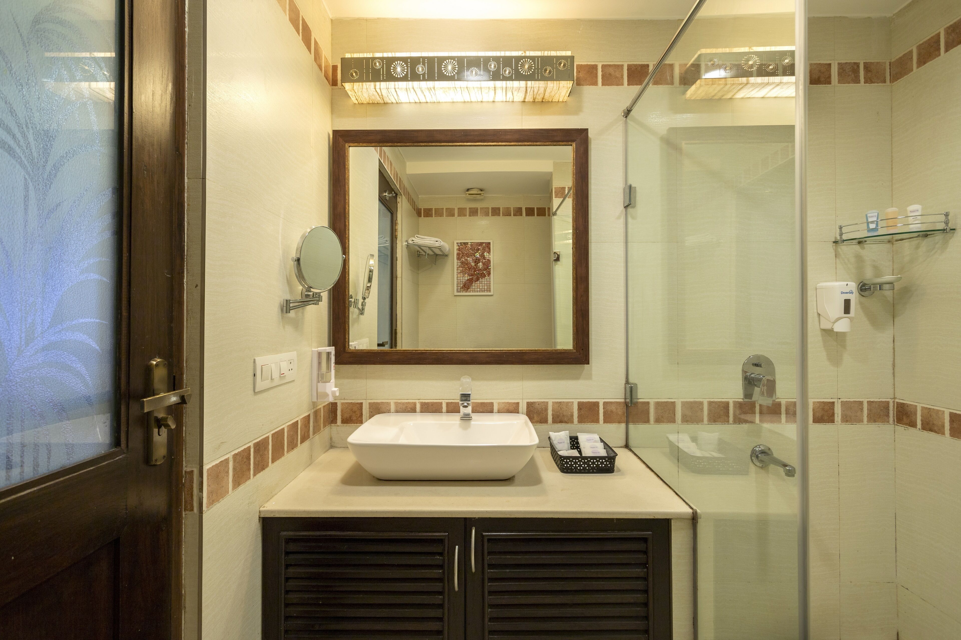 luxury room, city view | bathroom | shower, free toiletries, hair dryer, towels