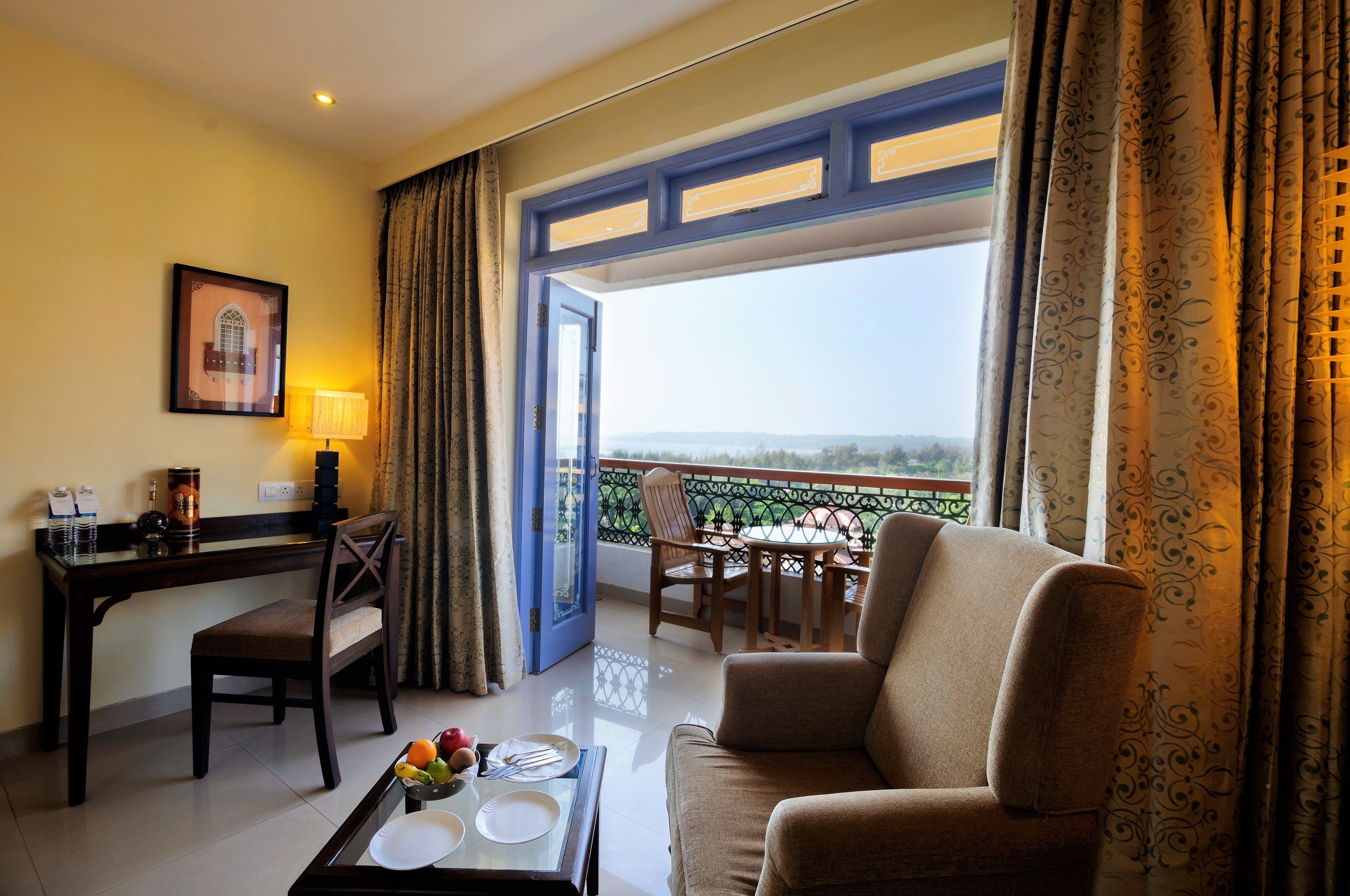 premium double room, sea view | living area | flat-screen tv