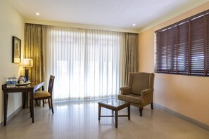 Luxury Room, City View | Minibar, in-room safe, blackout drapes, iron/ironing board - Varanda Do Mar (Panaji)