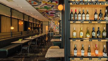 Café da manhã, almoço e jantar