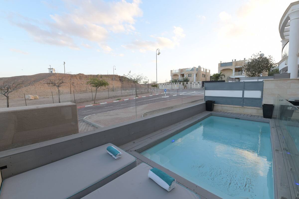 Deluxe Apartment, 3 Bedrooms, Private Pool, Sea View | Private pool