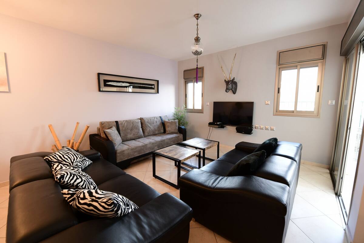 Deluxe Apartment, 2 Bedrooms, Sea View (Avnew Hoshen 24) | 2 bedrooms, iron/ironing board, WiFi (free), bed sheets