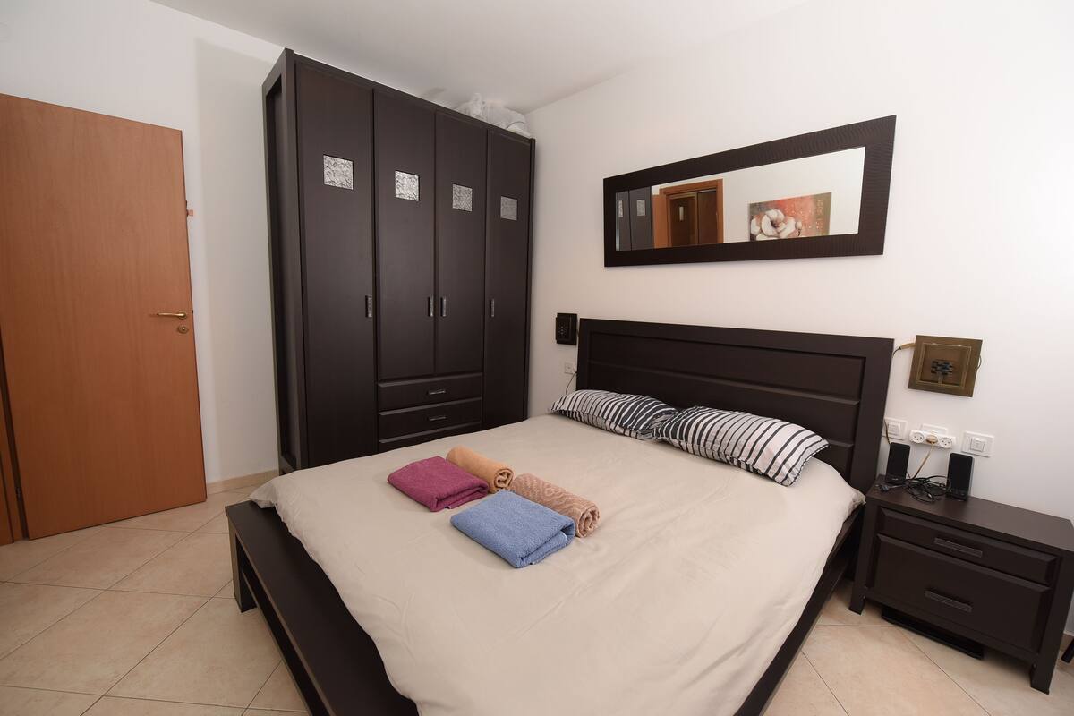 Family Apartment, 2 Bedrooms, Terrace (Avney Hoshen 2) | 2 bedrooms, iron/ironing board, WiFi (free), bed sheets