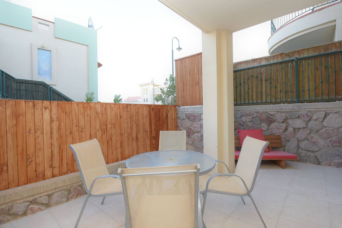 Apartment, 2 Bedrooms, Terrace (Avney Hoshen 22) | 2 bedrooms, iron/ironing board, WiFi (free), bed sheets