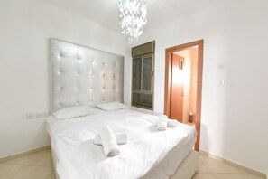 Apartment 3 Bedrooms, Terrace with sea view (Avni Hoshen 26) | 2 chambres, fer et planche à repasser, Wi-Fi gratuit, draps fournis