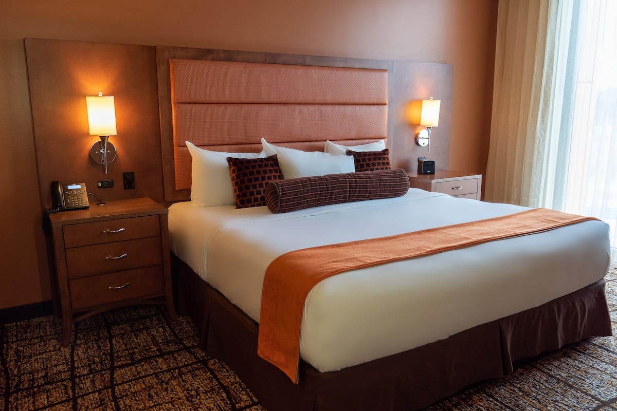 1 bedroom, hypo-allergenic bedding, in-room safe, desk