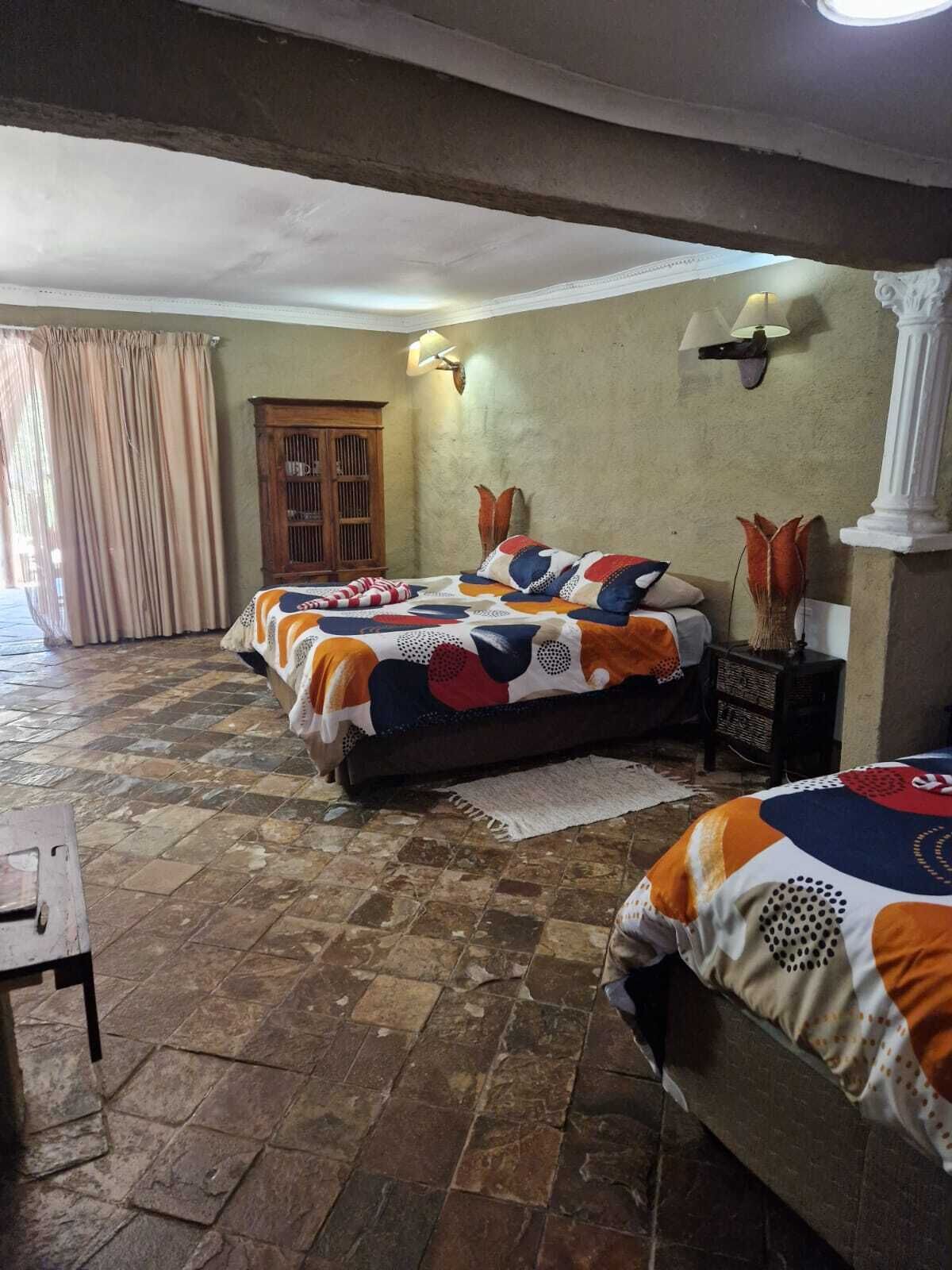 Butterfly Unit | Premium bedding, individually decorated, individually furnished