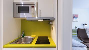 Studio, 2 Single Beds, Balcony (Furnished Balcony) | Room amenity