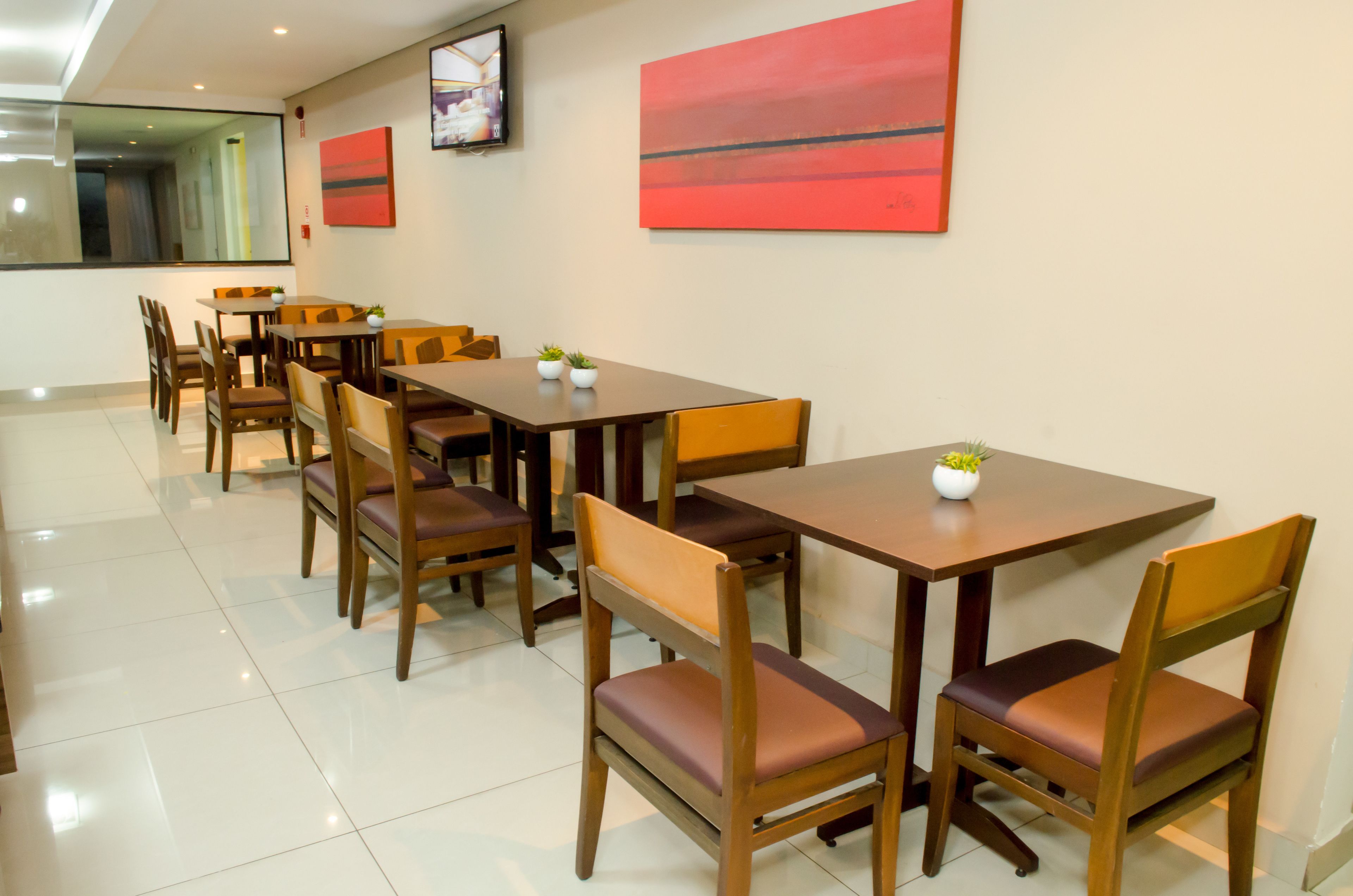 包含每日欧式早餐