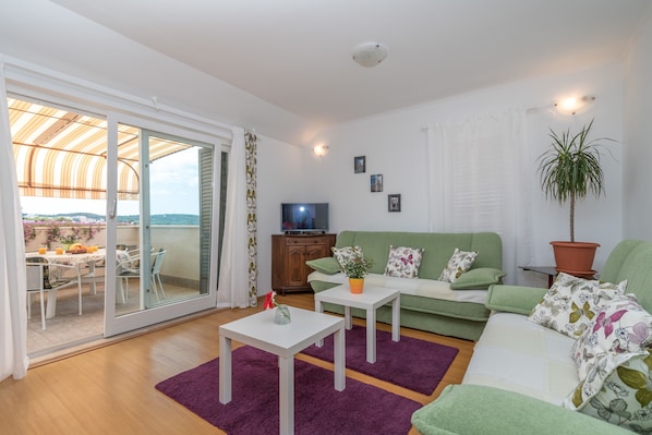 Luxury Penthouse, 3 Bedrooms, Sea View | Living area | Flat-screen TV
