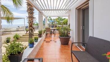 Standard Suite | Terrace/patio