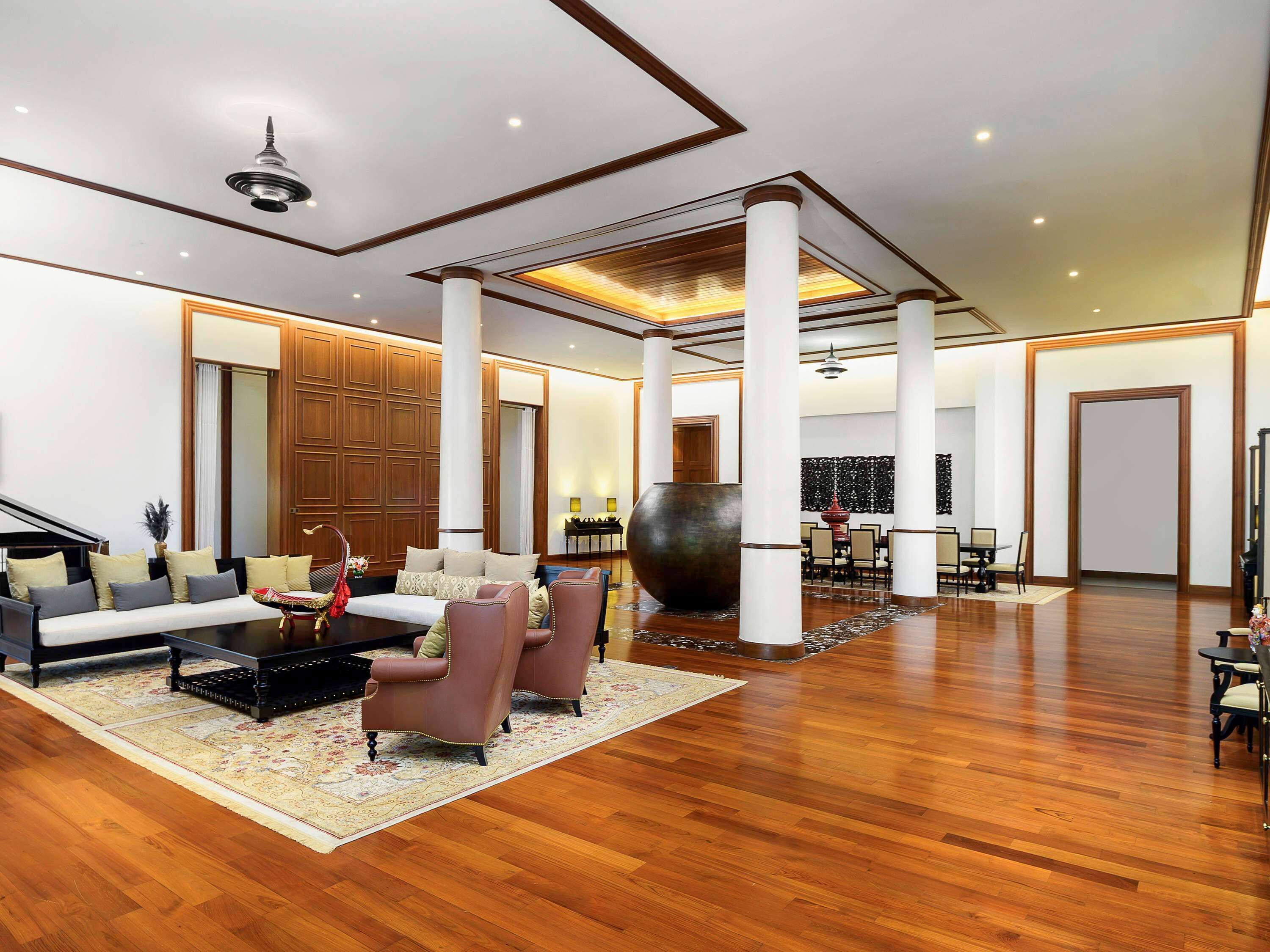 minibar, in-room safe, desk, blackout curtains