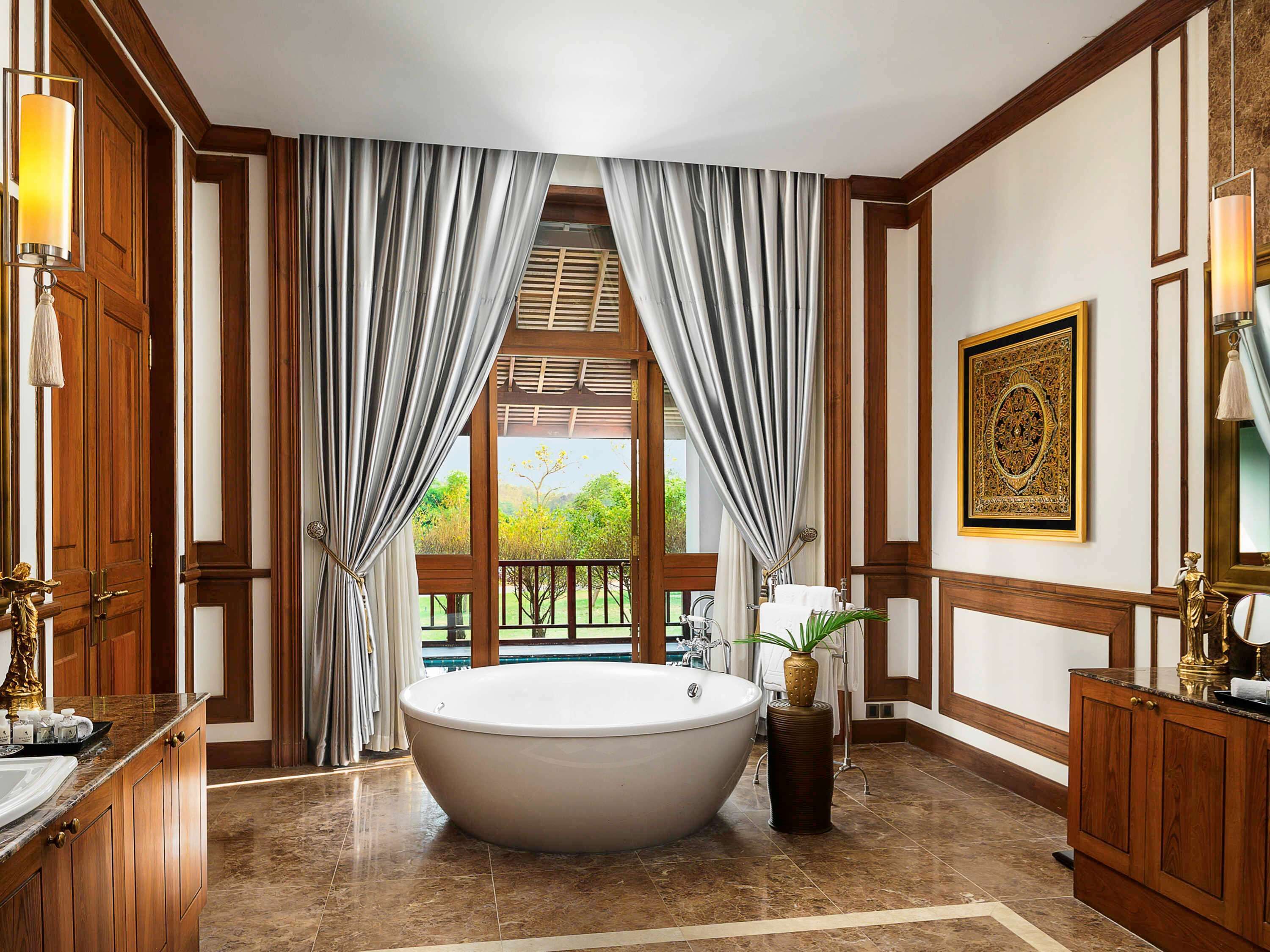 minibar, in-room safe, desk, blackout curtains