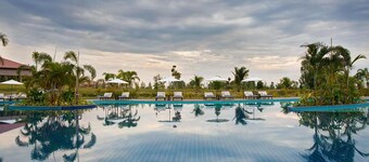 The Lake Garden Hotel Nay Pyi Taw - MGallery Collection