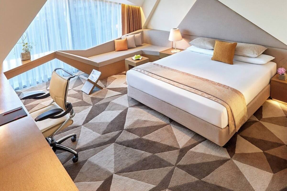 Minibar, in-room safe, desk, laptop workspace