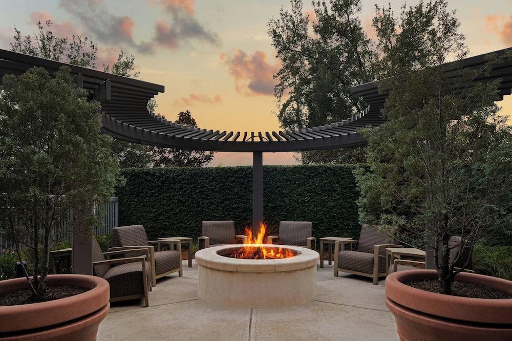 Courtyard by Marriott Charleston Summerville