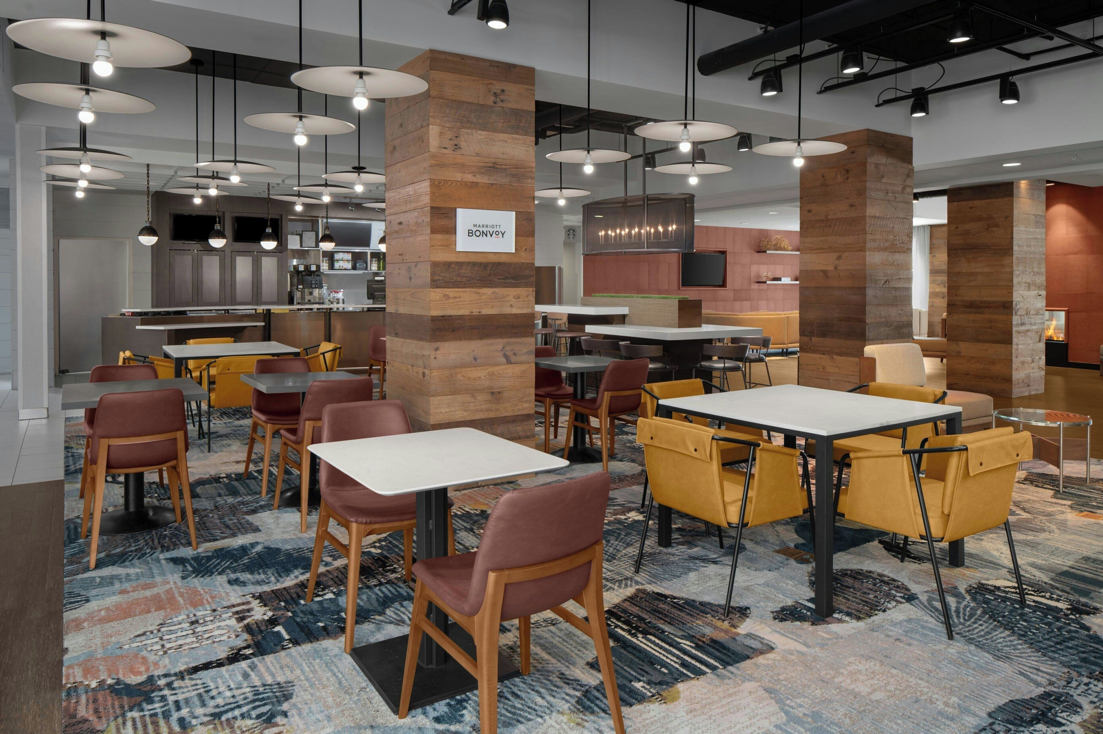 breakfast and dinner served, american cuisine