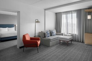 Ropa de cama de alta calidad y escritorio 