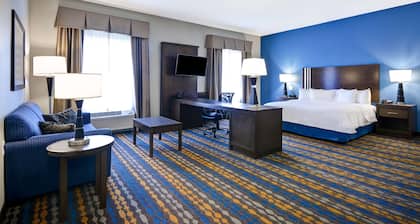 Hampton Inn Kenedy