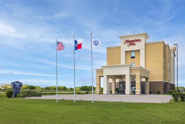 Exterior - Hampton Inn Kenedy (Kenedy)