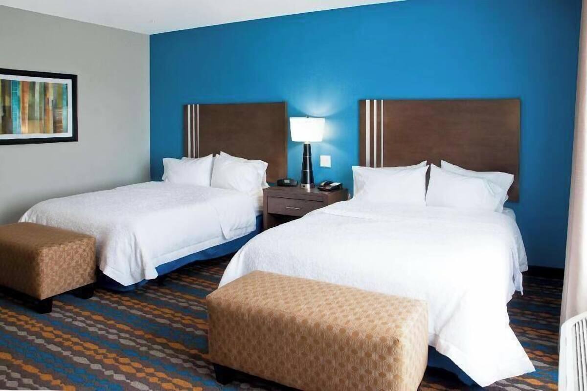 In-room safe, free WiFi, bed sheets