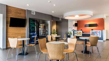 Coin salon dans le hall