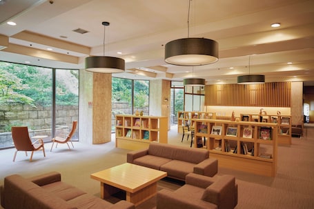 Lobby. Hakone Pax Yoshino