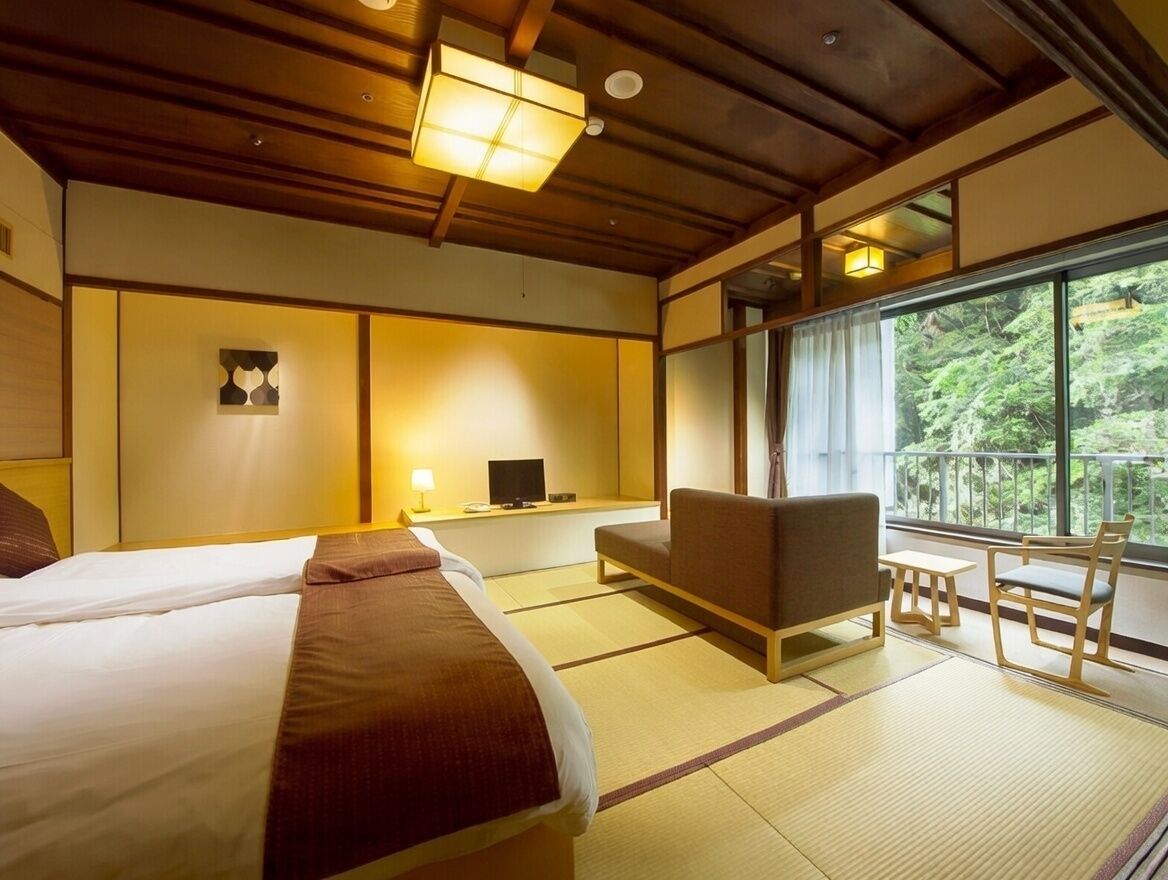 Japanese style room with low beds, Non Smoking | In-room safe