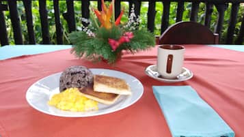 Daily buffet breakfast (USD 7 per person)