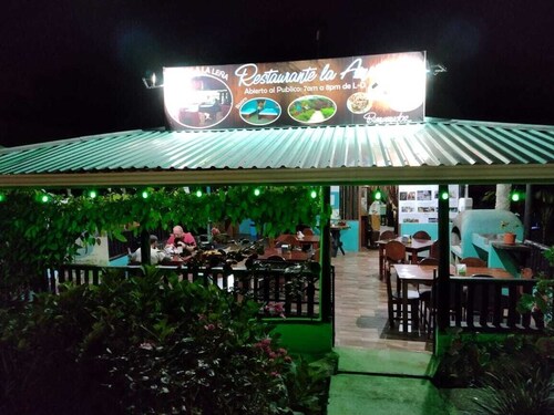 Posada Río Celeste La Amistad