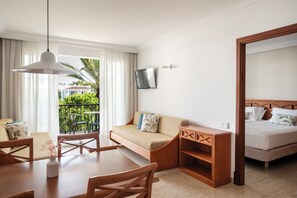 32-inch LED TV with satellite channels, TV