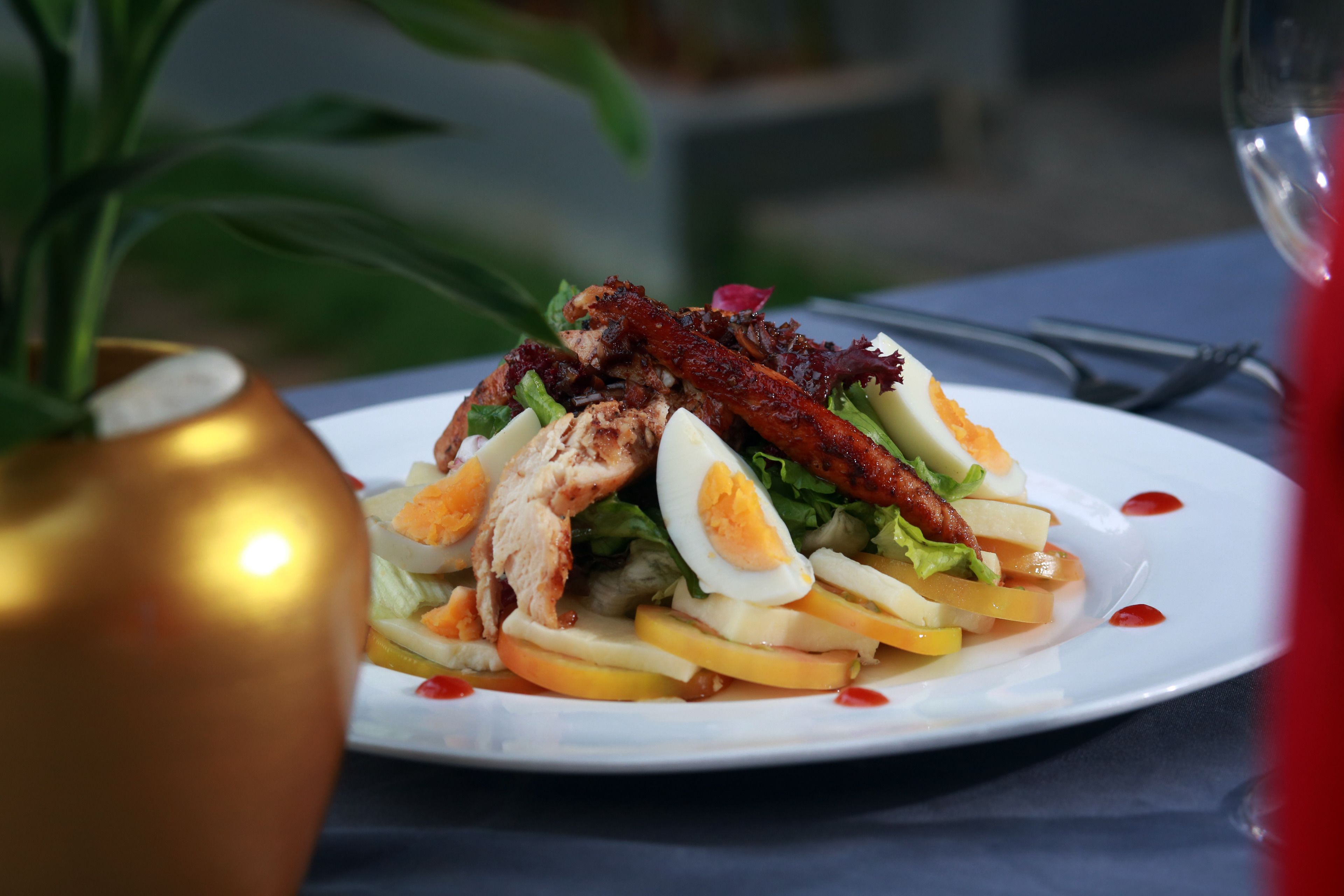 breakfast, lunch, dinner served; international cuisine, garden views