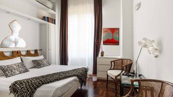 Double or Twin Room | Premium bedding, down comforters, desk, blackout drapes