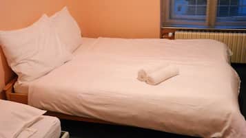 Economy Room, Private Bathroom (3people) | Iron/ironing board, free WiFi, bed sheets